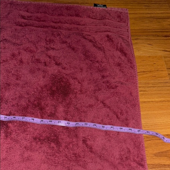 Nautica Burgundy Bath Towel - Picture 2 of 4